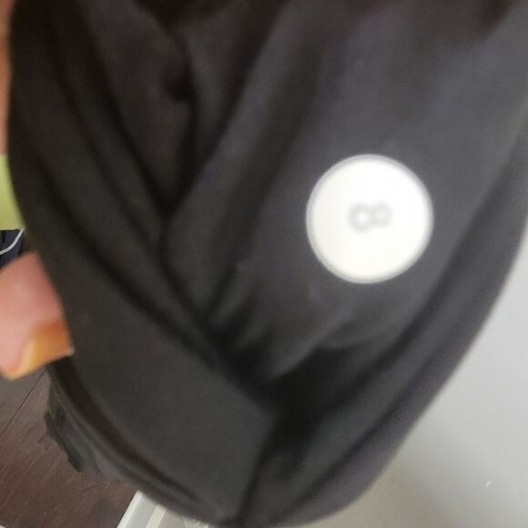 Lululemon Cool To Street Crop Black 8 - Picture 4 of 4